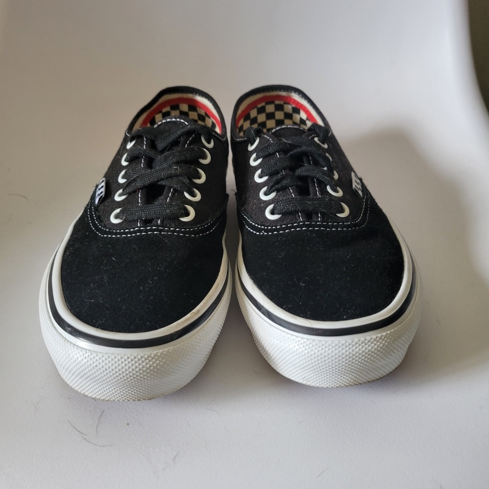 MEN'S VANS SKATE AUTHENTIC SHOES, SIZE 7